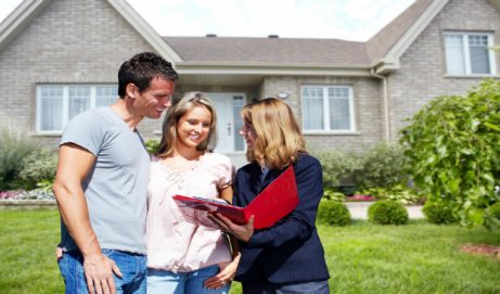 Enjoy the Companionship of Your Pet and Other Benefits with Student Housing