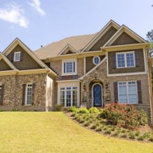 Live Better by Moving to a Premier Luxury Apartment